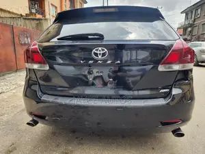Toyota Venza 2011 Black