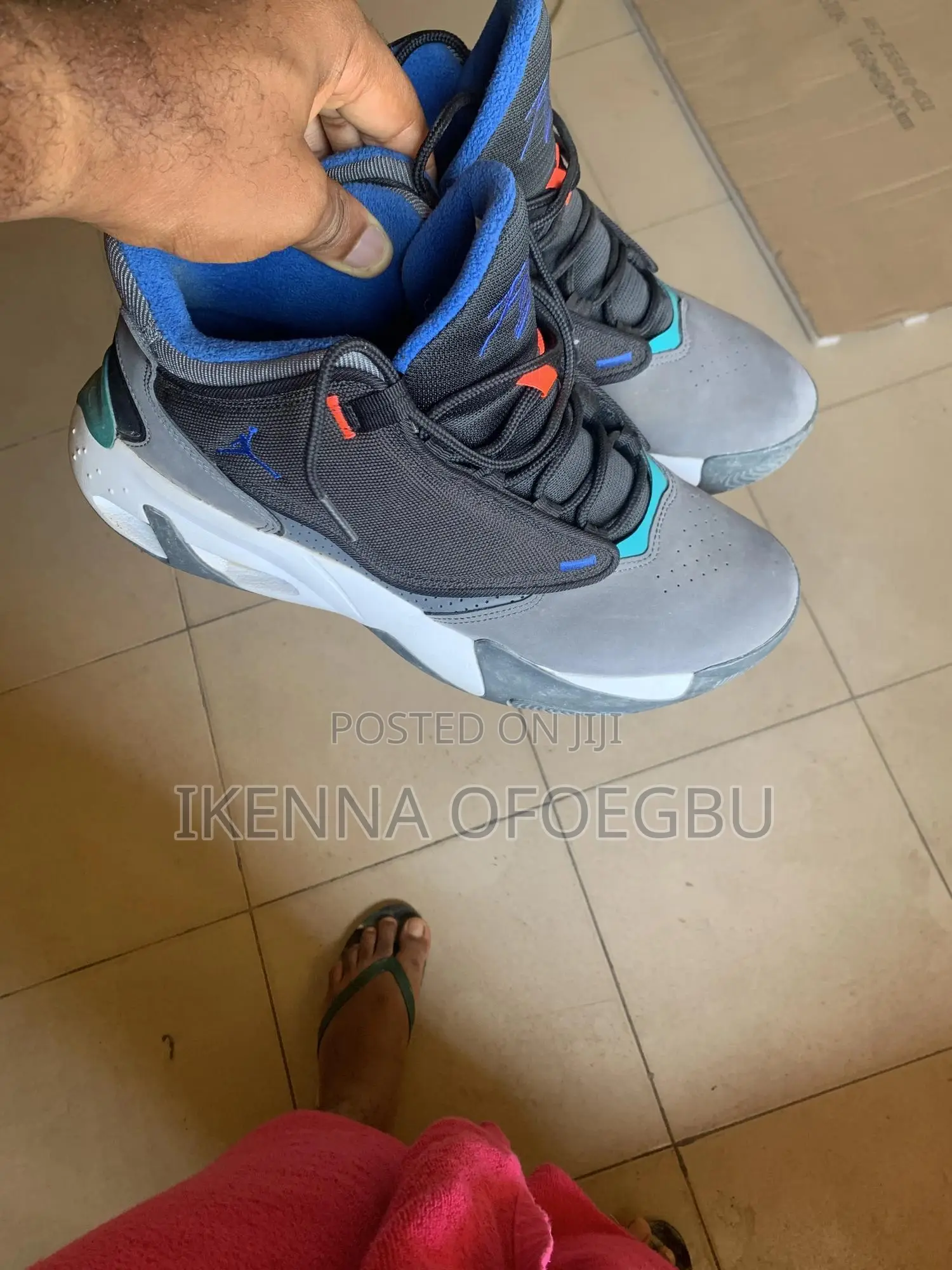 Nike Jordan Max Aura 4