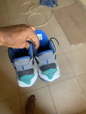 Nike Jordan Max Aura 4