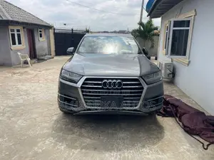 Audi Q7 2017 Gray