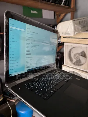Laptop Dell XPS 15 (9530) 16GB Intel Core i5 HDD+SSD 128GB