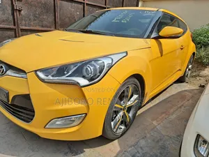 Hyundai Veloster 2011 Orange