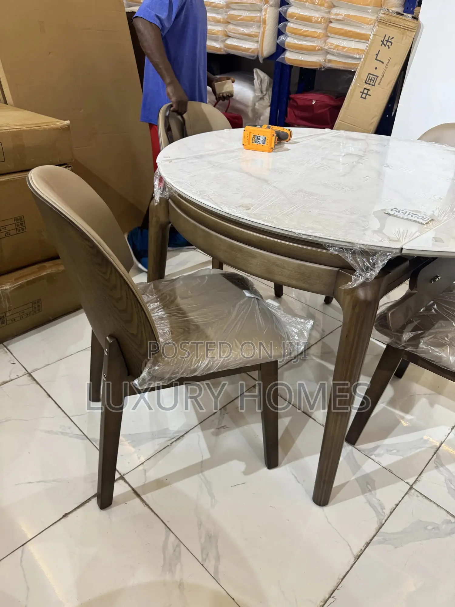 Round Dining Table