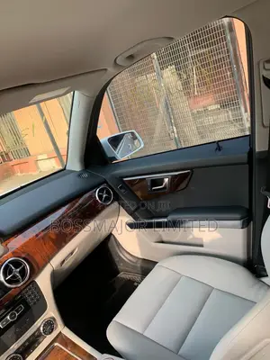 Mercedes-Benz GLK-Class 350 4MATIC 2013 White
