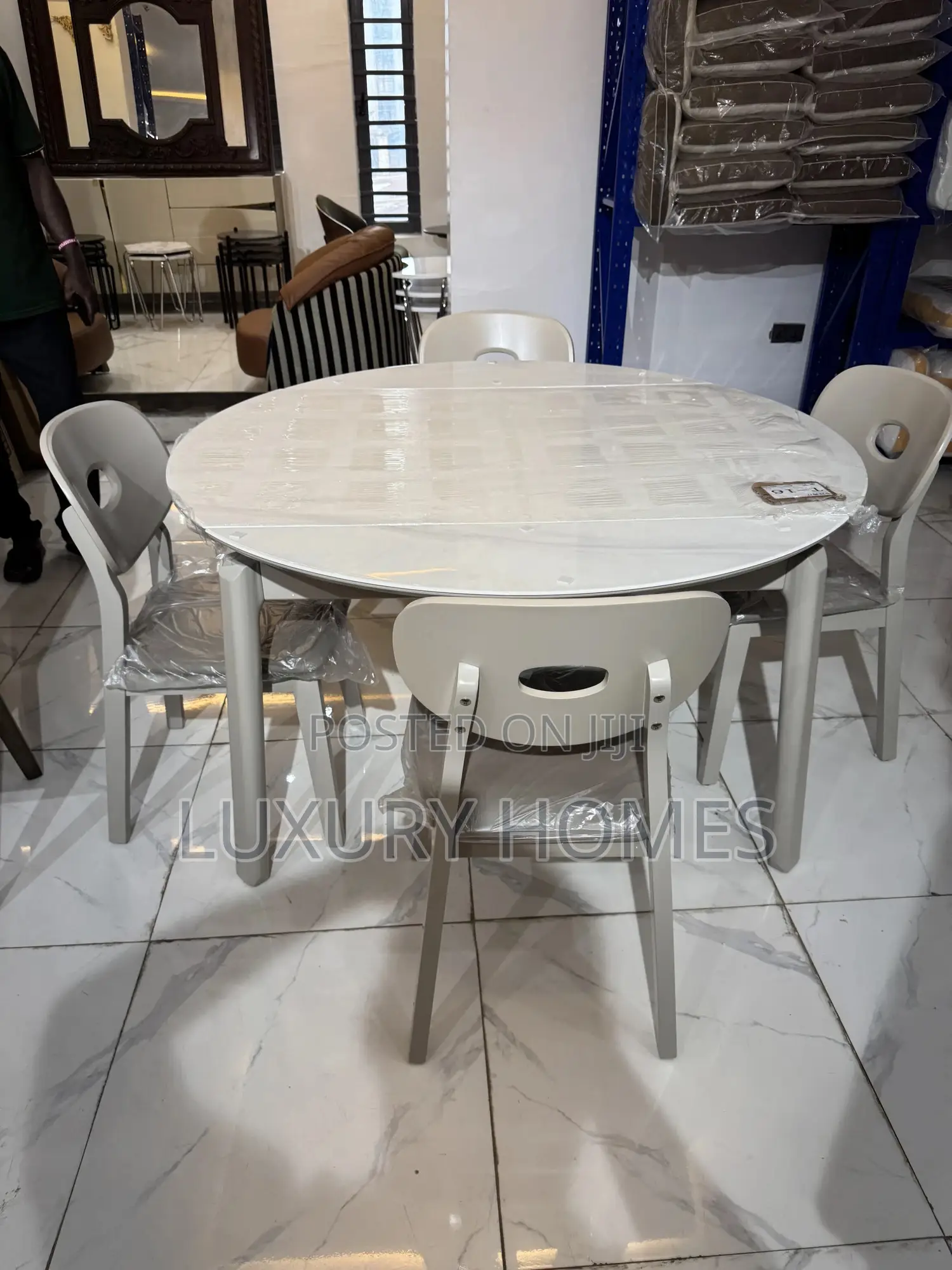 Round Dining Table