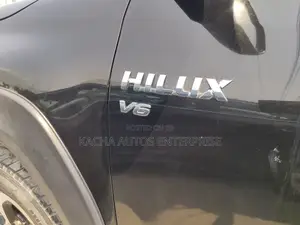 Toyota Hilux 2020 Black