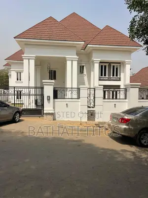 7bdrm Duplex in Jabi for sale