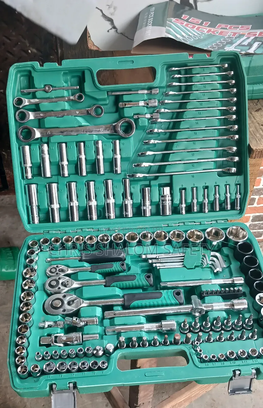 151 Piece Socket and Spanner Set
