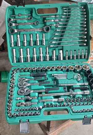 151 Piece Socket and Spanner Set