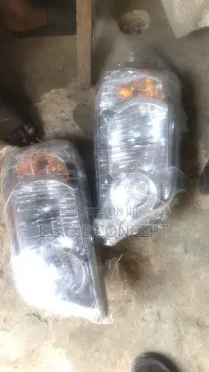 Depo Highland 2005 Head Light Set