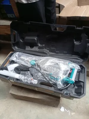 Total Demolition Breaker 1700w