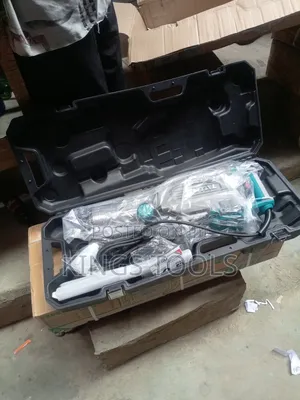 Total Demolition Breaker 1700w