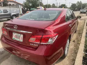 Lexus ES 350 2011 Ivory