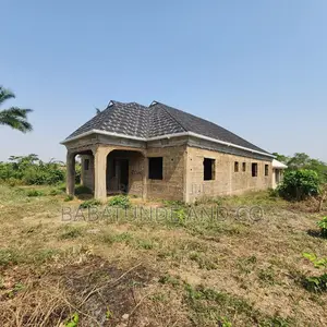 4bdrm Bungalow in Ibadan for sale