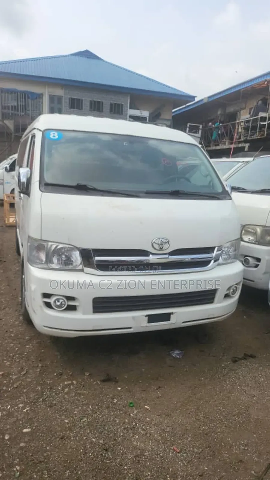 Toyota HiAce 2005 White