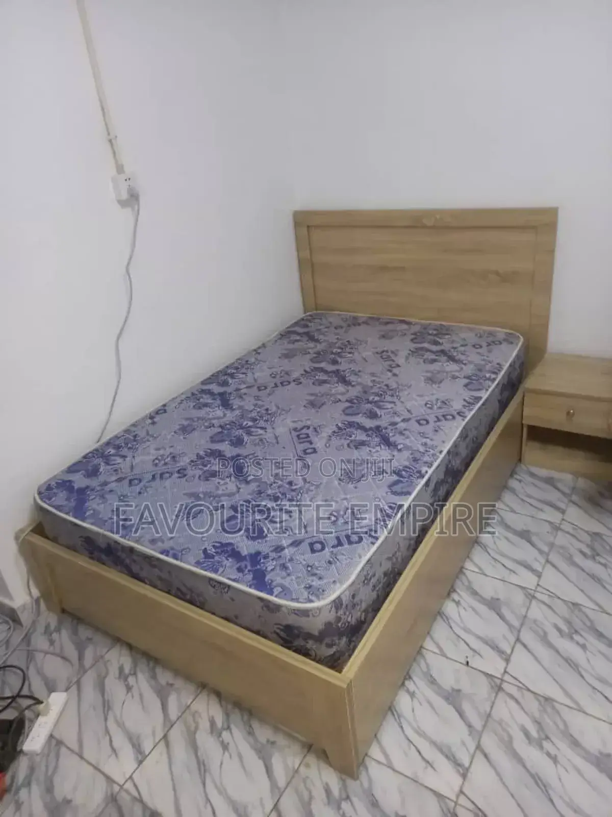 4by6 Bedframe