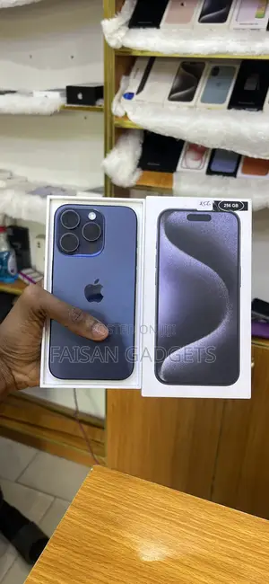 Apple iPhone 15 Pro 256 GB Blue