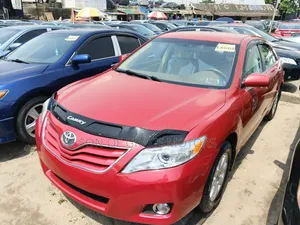 Toyota Camry XLE 4dr Sedan (2.5L 4cyl 6AM) 2010 Red