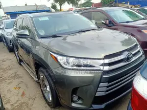 Toyota Highlander 2016 Green