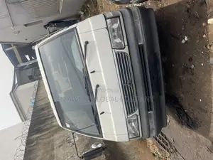 Delica Truck