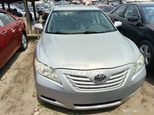 Toyota Camry XLE V6 4dr Sedan (3.5L 6cyl 6AM) 2008 Silver