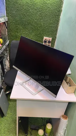 24 Inches Hp Frameless Monitor