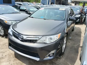 Toyota Camry LE 4dr Sedan (2.5L 4cyl 6A) 2012 Gray