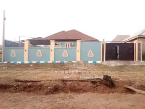 3bdrm Bungalow in Shimawa for sale