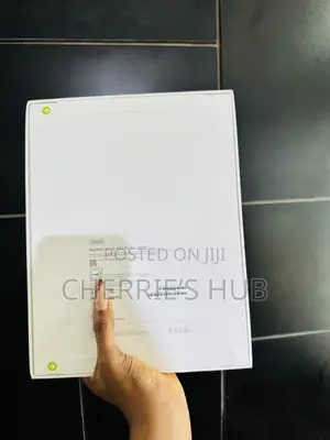 New Apple iPad Pro 13 (2025) 256 GB Black