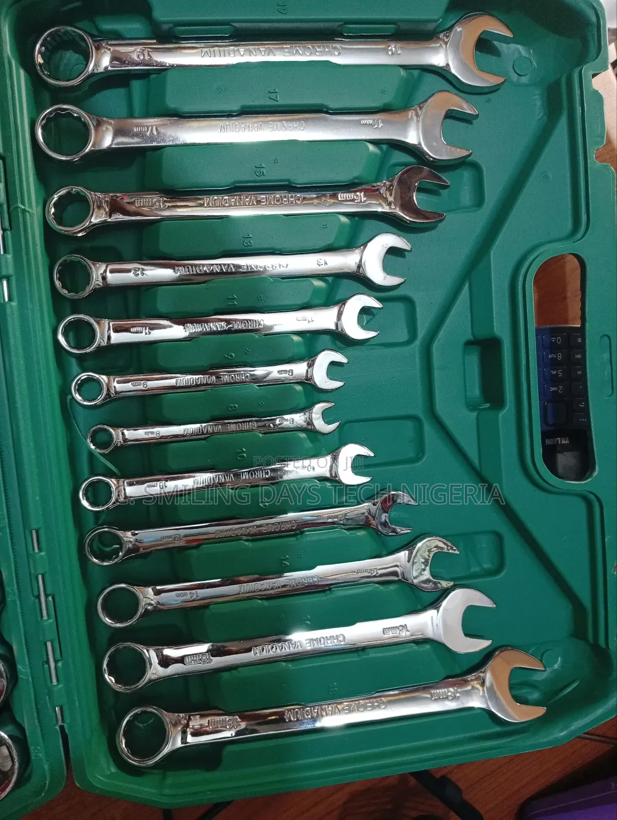 61 Pieces Set Tools Box