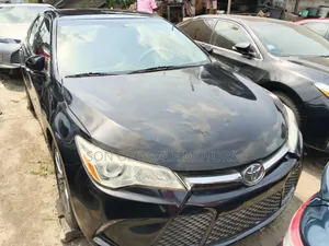 Toyota Camry SE w/Special Edition Pkg (2.5L 4cyl 6A) 2016 Black