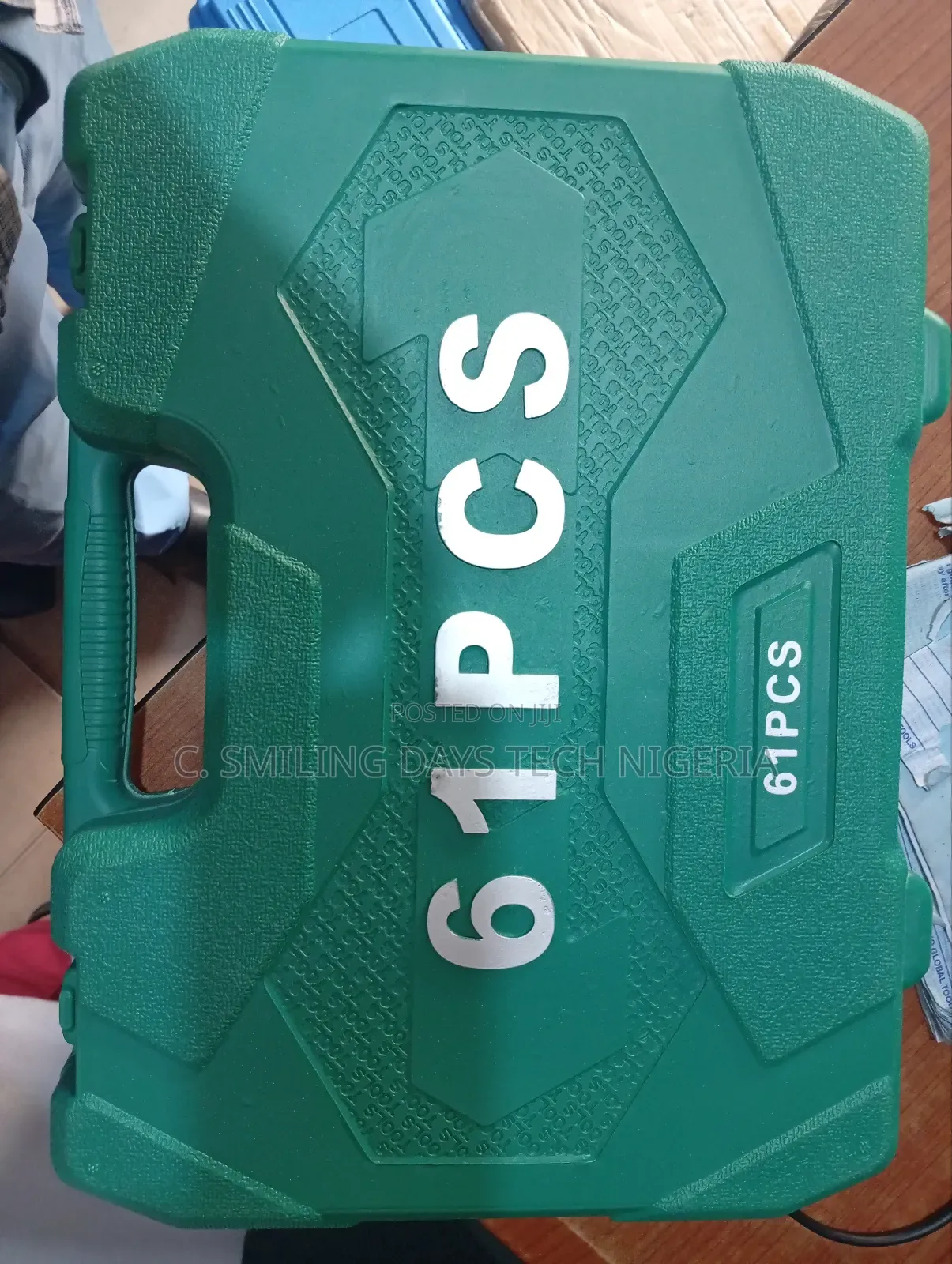 61 Pieces Set Tools Box