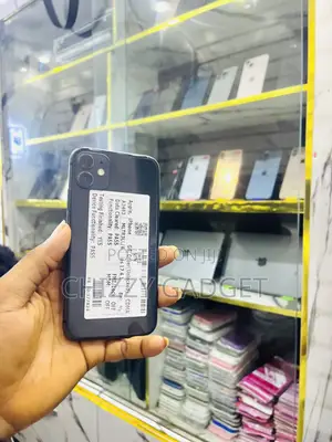 Apple iPhone 11 64 GB Black