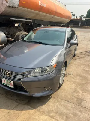 Lexus ES 350 FWD 2015 Gray