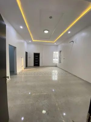 Studio Apartment in Chevron for rent