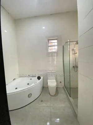 Studio Apartment in Chevron for rent