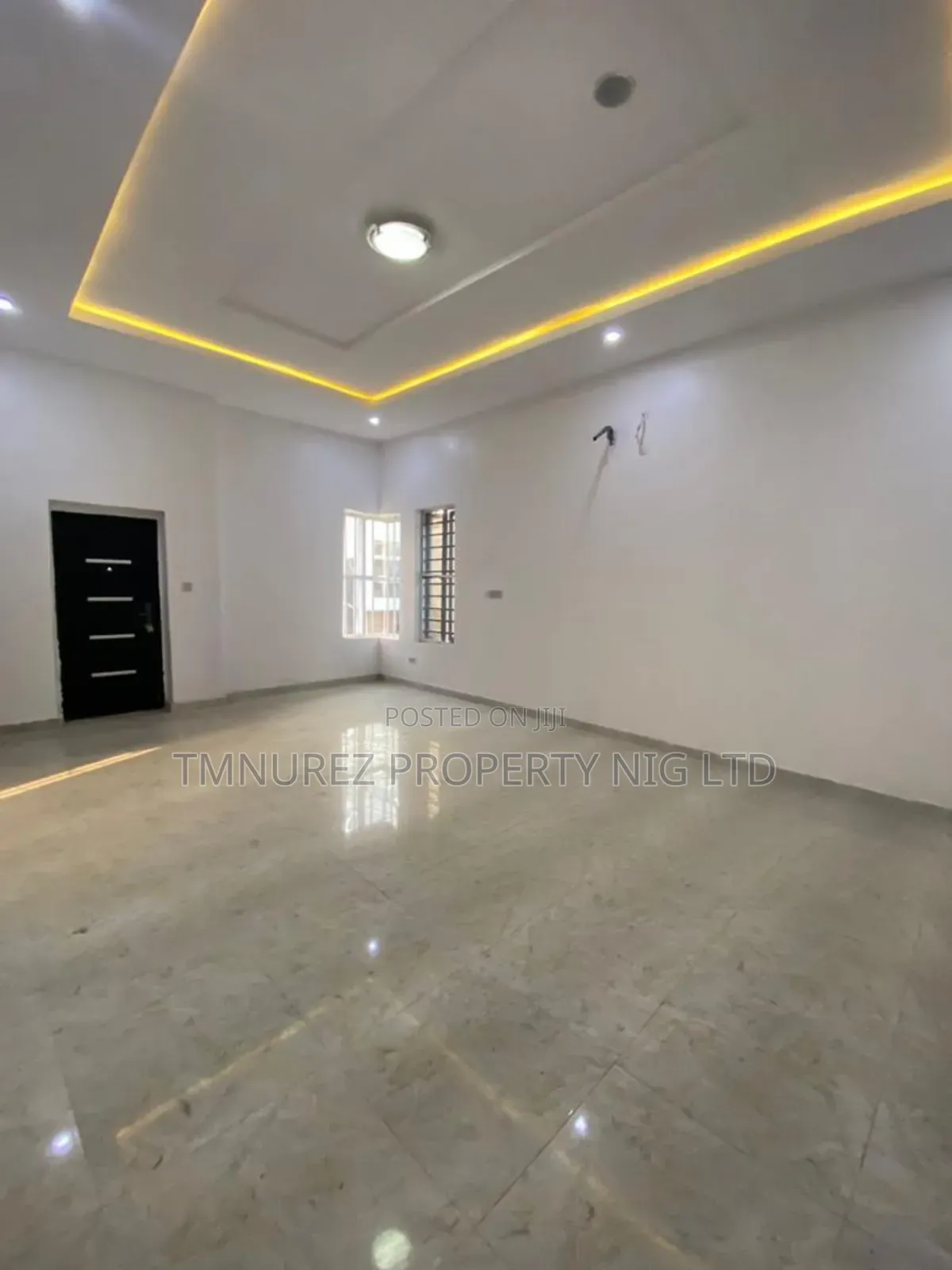 Studio Apartment in Chevron for rent