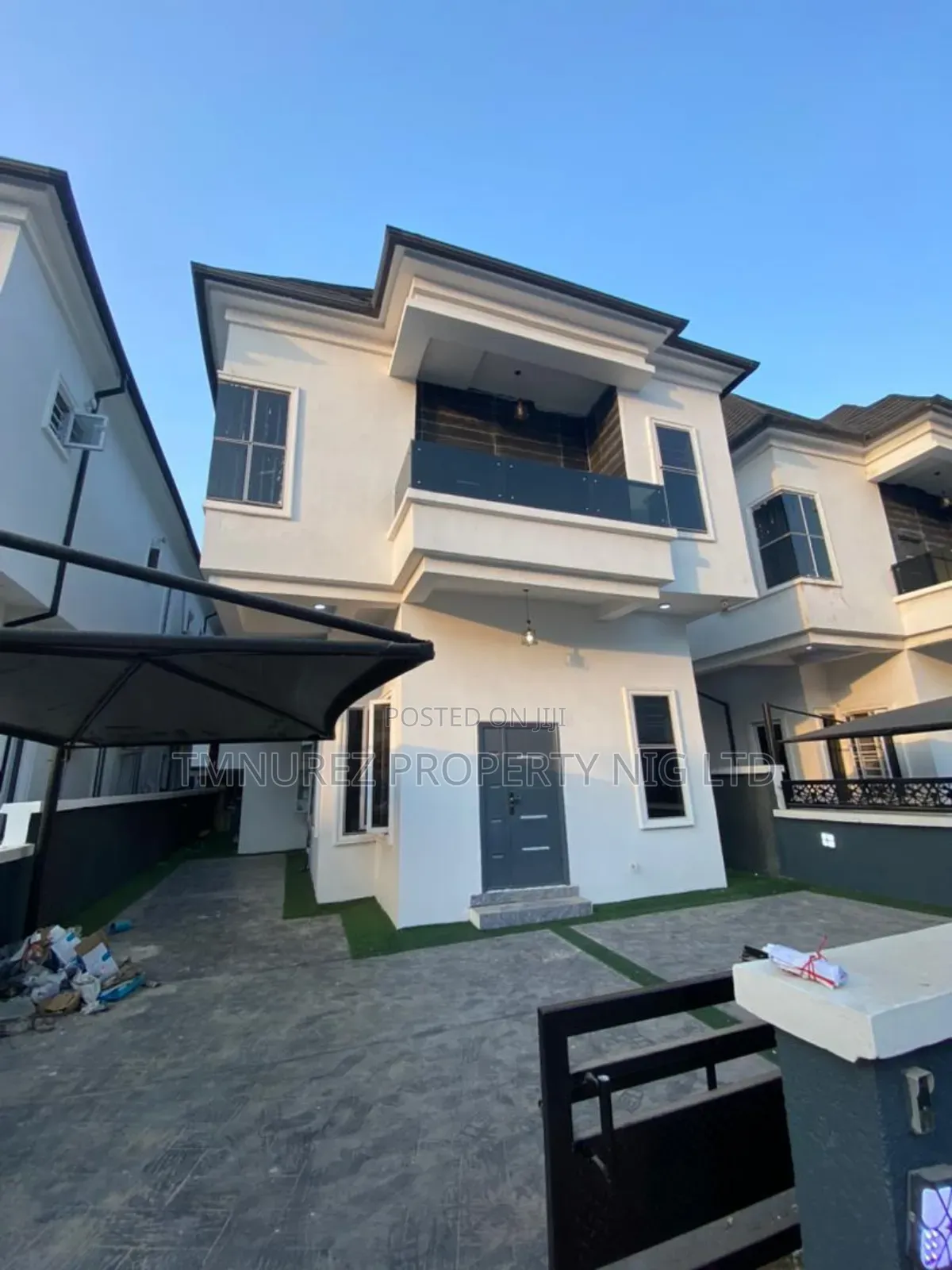 Studio Apartment in Chevron for rent