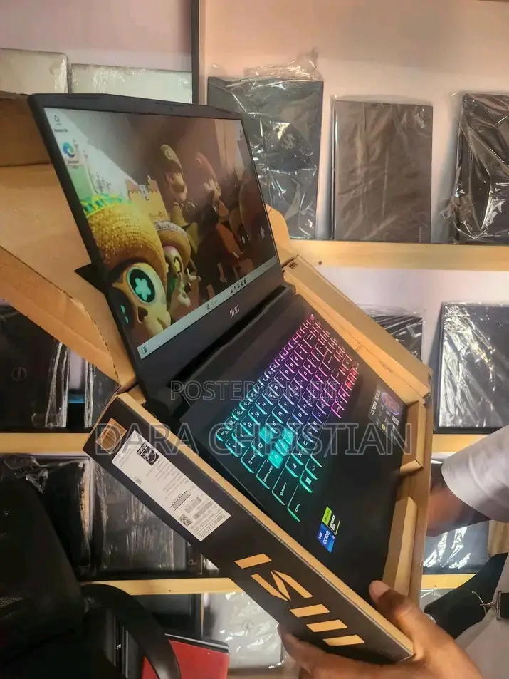 New Laptop MSI 16GB Intel Core I7 SSD 512GB