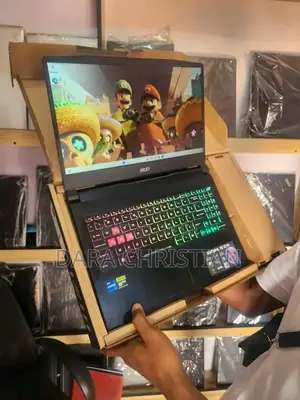 New Laptop MSI 16GB Intel Core I7 SSD 512GB