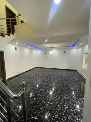 4bdrm Duplex in Paradise 3, Chevron for rent
