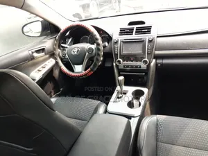 Toyota Camry SE 4dr Sedan (3.5L 6cyl 6A) 2014 Black