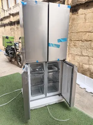 Hisense 54wc Series 392l Side-by-Side Refrigerator