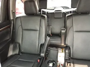 Toyota Highlander Limited Platinum V6 4x2 (3.5L 6cyl 6A) 2016 Brown