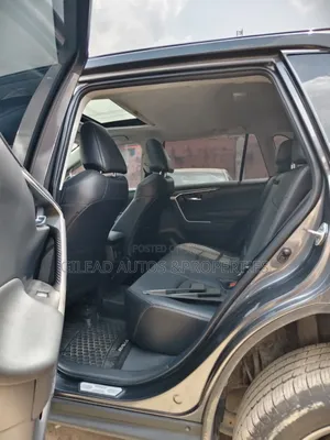 Toyota RAV4 XLE Premium AWD 2020 Gray
