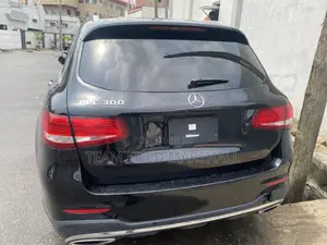 Mercedes-Benz GLC-Class 2016 Black
