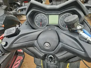 Yamaha 2017 Yellow