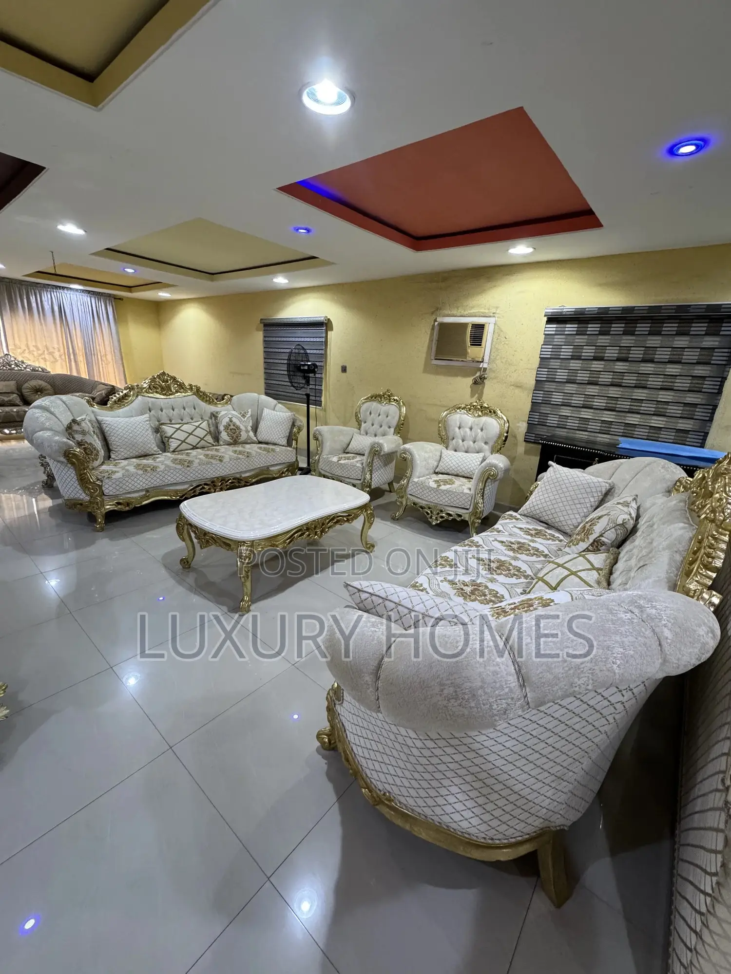 Royal Sofa