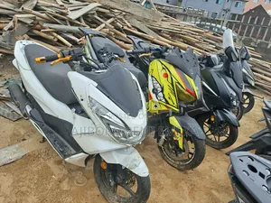 Honda 2009 White