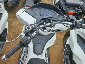 Honda 2009 White